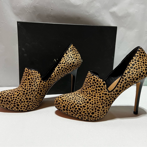 Ann Taylor Leandra Platform Shootie - Picture 4 of 4